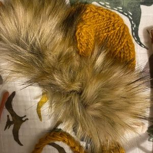 Blueberry Hill Lion Bonnett